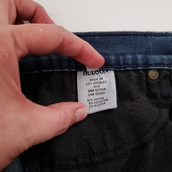 Flawed Hudson Nico Midrise Super Skinny Size 28  Medium Wash Denim - Picture 5 of 12